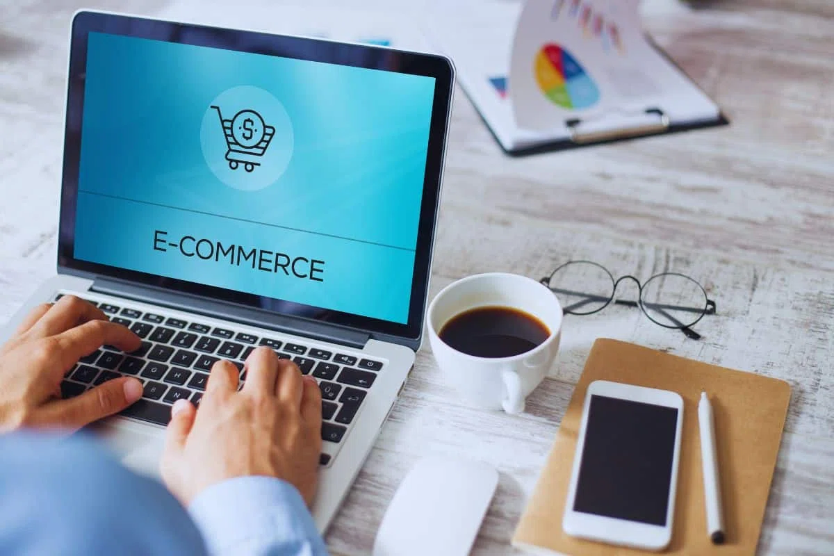 Comment changer de métier et se former au e-commerce ?
