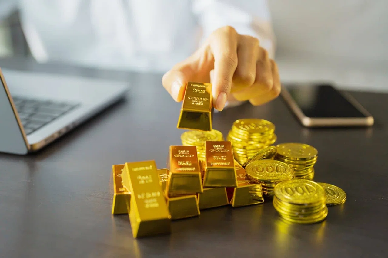 Achat d’or : comment choisir un interlocuteur fiable pour sécuriser son investissement ?